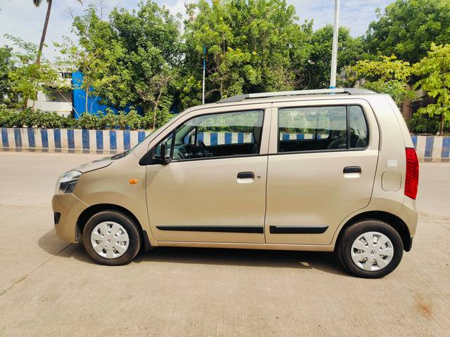 https://images10.gaadi.com/usedcar_image/4537930/original/a874ef3cdf8e09d20422d869ee1082fa.jpg?imwidth=6402