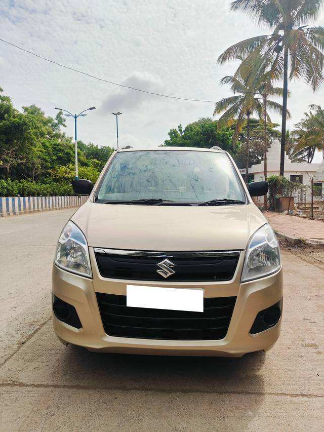 https://images10.gaadi.com/usedcar_image/4537930/original/processed_ed264fd8aba5d7af8712c967e4ea7dfe.jpg?imwidth=6400