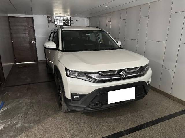 https://images10.gaadi.com/usedcar_image/4537959/original/processed_08d05372-ed25-49ee-a662-f0c77378c2d8.jpeg?imwidth=6402