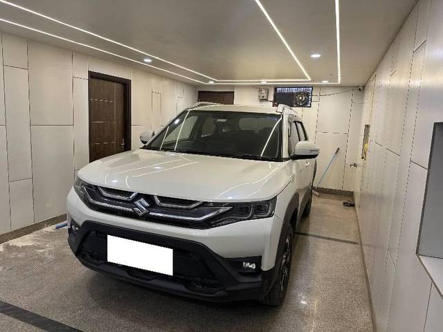 https://images10.gaadi.com/usedcar_image/4537959/original/processed_bf90a56e-b60d-4daf-978d-b81e11beffd3.jpeg?imwidth=6401