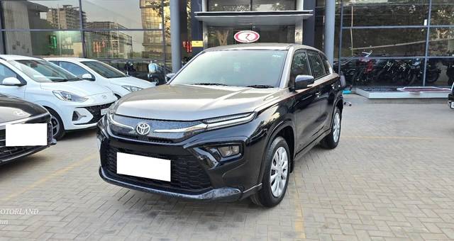 https://images10.gaadi.com/usedcar_image/4537979/original/processed_1fd508f7-aac7-417b-ab15-c11542385565.jpg?imwidth=6402