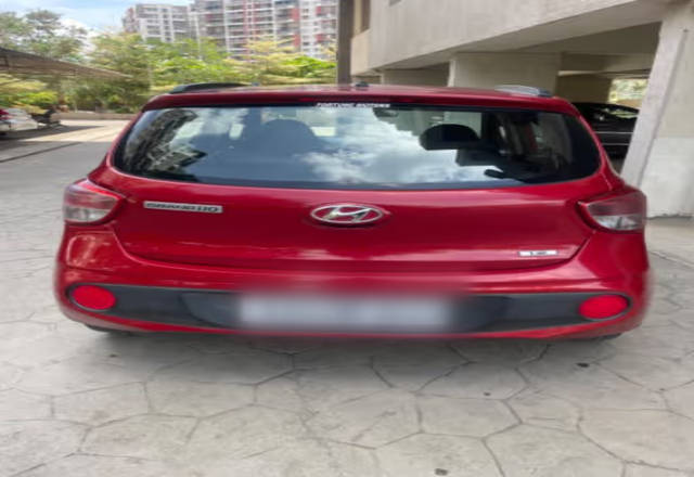 https://images10.gaadi.com/usedcar_image/4537989/original/7b8d5938-1b2c-4f67-bc84-8a39b4f8a840.?imwidth=6401