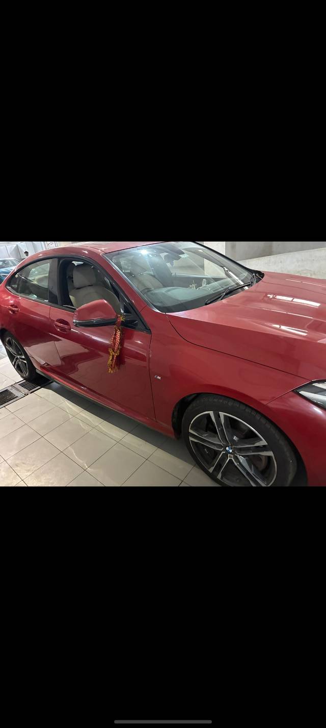 https://images10.gaadi.com/usedcar_image/4537991/original/267f5a51e87dfb906347fa13303bf042.jpg?imwidth=6401