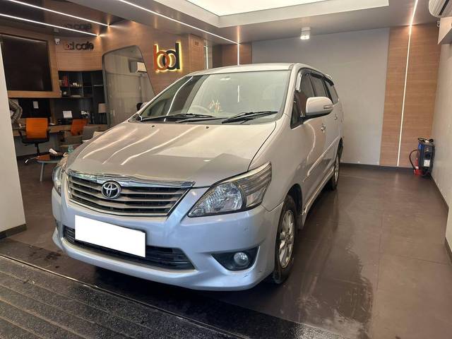 https://images10.gaadi.com/usedcar_image/4537997/original/processed_e889a2a3a006eaaeded3fcf4ab1ab1fe.jpeg?imwidth=6402