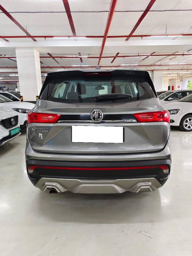 https://images10.gaadi.com/usedcar_image/4538001/original/processed_d5daab79c0d3d03ce21c0c4217db06f9.jpg?imwidth=6402