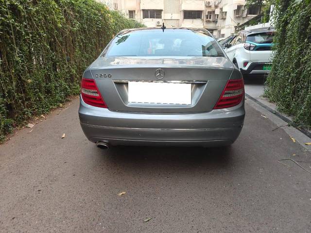 https://images10.gaadi.com/usedcar_image/4538017/original/processed_f7d3101c2ae6ef3d81ea7a51eee4cfbd.jpeg?imwidth=6402