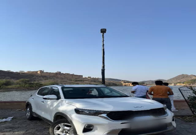 https://images10.gaadi.com/usedcar_image/4538019/original/b8a40781-042a-4543-bc27-a9c442ad911c.?imwidth=6401