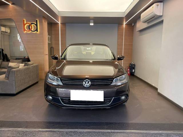 https://images10.gaadi.com/usedcar_image/4538021/original/processed_215445e3f9e8b5adcfd4f1603717f186.jpeg?imwidth=6400