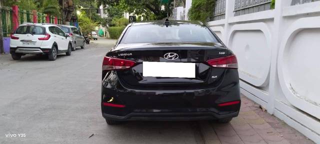 https://images10.gaadi.com/usedcar_image/4538038/original/processed_cf2c61c3a325baaced569f46f73cf5a1.jpg?imwidth=6401
