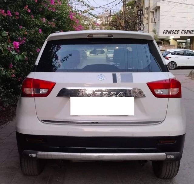 https://images10.gaadi.com/usedcar_image/4538042/original/processed_a5f23b7e10954c7de85298315b07ac03.jpg?imwidth=6402