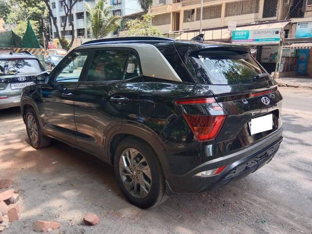 https://images10.gaadi.com/usedcar_image/4538049/original/processed_62aa0231d8410b5cfe6a522de8f8880f.jpeg?imwidth=6402