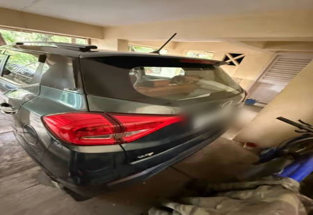 https://images10.gaadi.com/usedcar_image/4538071/original/73877150-e3e9-47a1-861b-69bddebd2303.?imwidth=6400