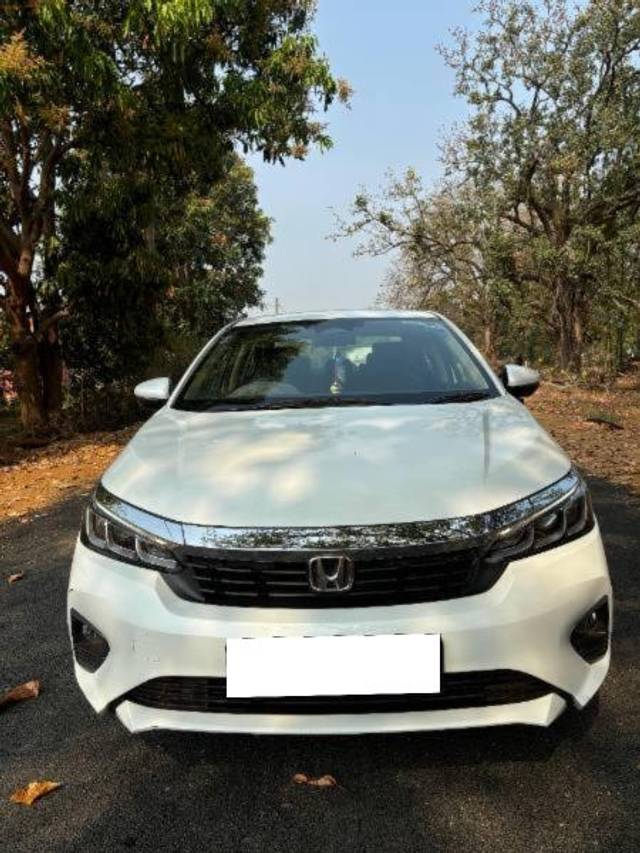 https://images10.gaadi.com/usedcar_image/4538080/original/processed_cb725f73-79df-4a03-bdcb-742c8c5d4c46.jpg?imwidth=6400