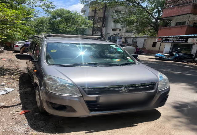 https://images10.gaadi.com/usedcar_image/4538083/original/ac95ac02-54d6-4dd0-97db-cefebb55fd79.?imwidth=6400