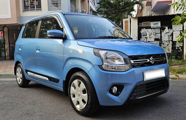https://images10.gaadi.com/usedcar_image/4538099/original/processed_fda0a389ffb436e8eb35437606200925.jpg?imwidth=6400