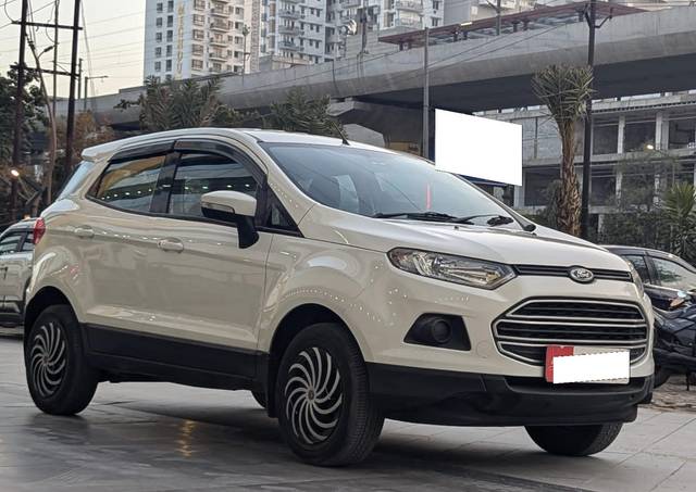 https://images10.gaadi.com/usedcar_image/4538101/original/processed_019ad695b2ab6ae98696b4cb59579b21.jpg?imwidth=6400