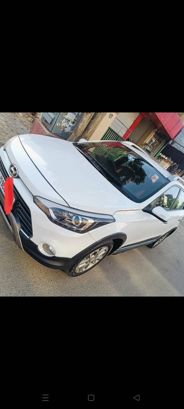 https://images10.gaadi.com/usedcar_image/4538133/original/809bff278bd2fdc3c5fddbdb00c38fac.jpg?imwidth=6402