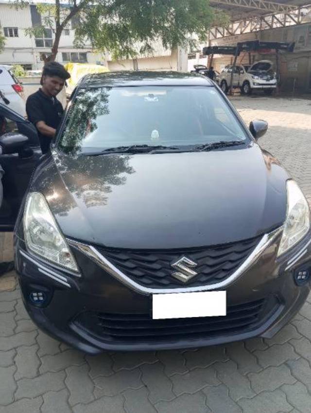 https://images10.gaadi.com/usedcar_image/4538158/original/processed_c6917744-ba0d-4840-bbdd-2be950776268.jpg?imwidth=6402