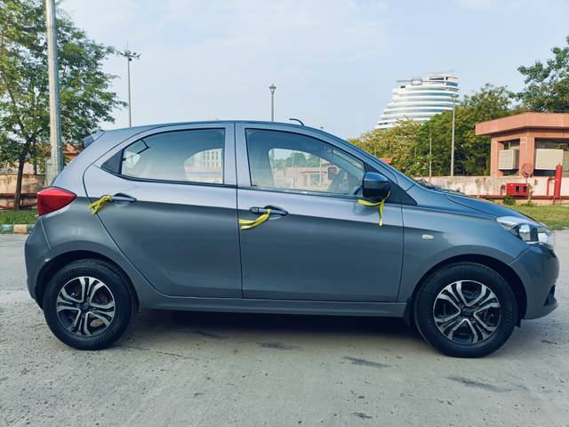 https://images10.gaadi.com/usedcar_image/4538229/original/f448d72fdab397cc0d7081728a63a0a8.jpg?imwidth=6401