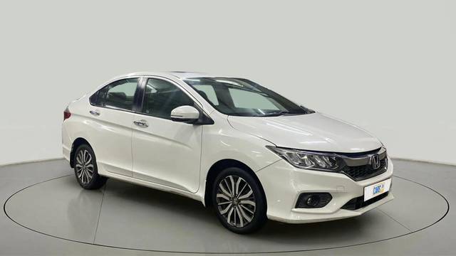 https://images10.gaadi.com/usedcar_image/4538254/original/1681447c15d7761725bbc1c8cd20b81d.jpg?imwidth=6400