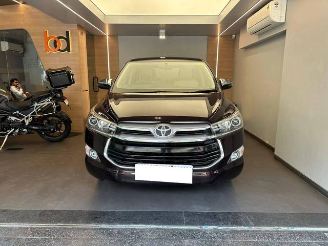 https://images10.gaadi.com/usedcar_image/4538259/original/processed_ca758e30dbc64419cf058e2f82c7a68e.jpeg?imwidth=6400