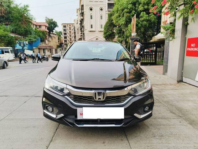 https://images10.gaadi.com/usedcar_image/4538263/original/processed_f210ddede17c718989f119e50acde0b6.jpeg?imwidth=6400