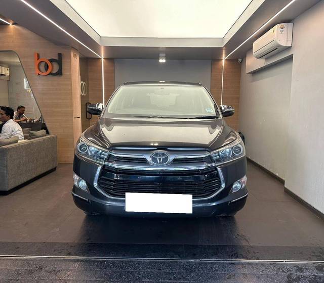 https://images10.gaadi.com/usedcar_image/4538267/original/processed_7153211d2b213aadcb82873ee87212e0.jpeg?imwidth=6400