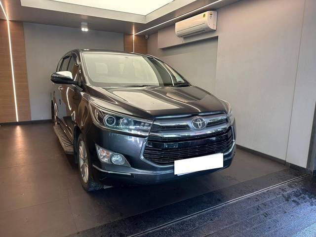 https://images10.gaadi.com/usedcar_image/4538267/original/processed_74124484bbef1ec3141619a96a632843.jpeg?imwidth=6401