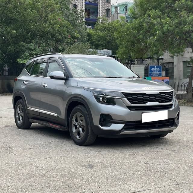 https://images10.gaadi.com/usedcar_image/4538270/original/processed_13cf9e4336c6e25635a4932addca089d.jpg?imwidth=6400