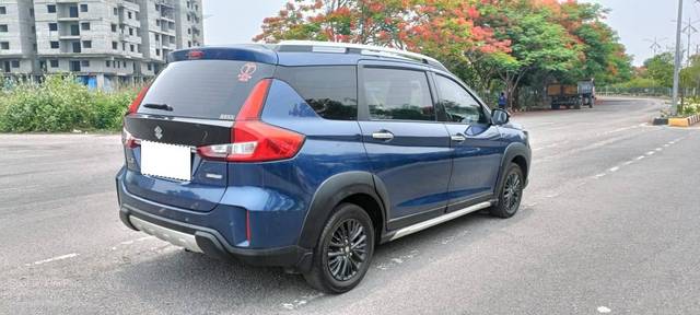 https://images10.gaadi.com/usedcar_image/4538278/original/processed_c11d002895f06970f5796a4c4b9c1489.jpg?imwidth=6401