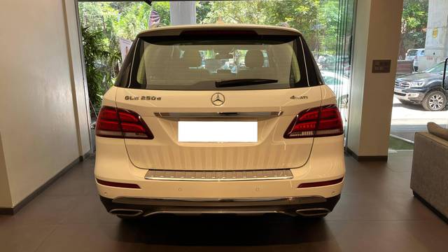 https://images10.gaadi.com/usedcar_image/4538300/original/processed_5d7a2cf9a490d187240cb526c2a7a71a.jpeg?imwidth=6402