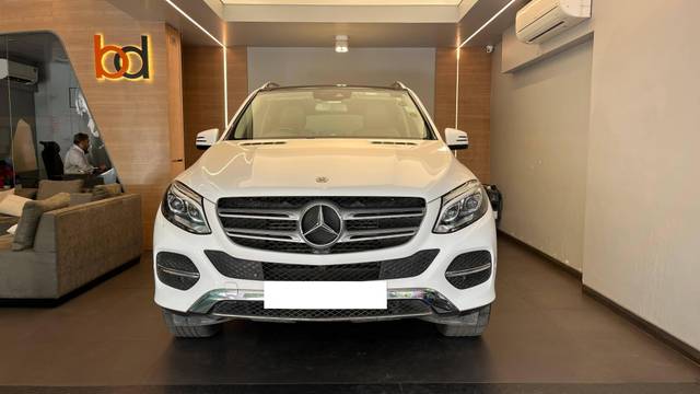 https://images10.gaadi.com/usedcar_image/4538300/original/processed_ae353f088e8b0c4eea9b31790de20671.jpeg?imwidth=6400