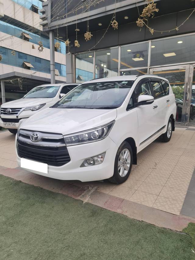 https://images10.gaadi.com/usedcar_image/4538318/original/processed_094bb43ce49a5e5f9bed55f3a4d259de.jpg?imwidth=6400