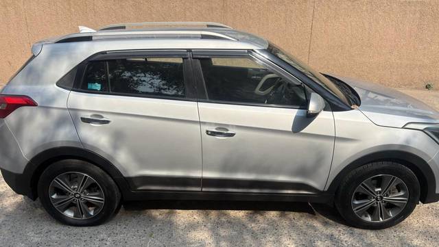 https://images10.gaadi.com/usedcar_image/4538321/original/24b71acabe7a187c66f9d08e6688a618.jpg?imwidth=6401