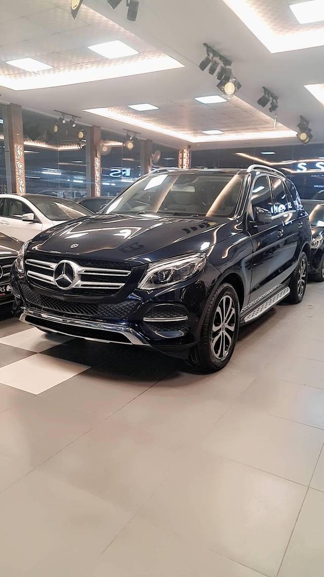 https://images10.gaadi.com/usedcar_image/4538323/original/processed_937a58414a0acf8bf6afe61202abeeb3.jpg?imwidth=6400