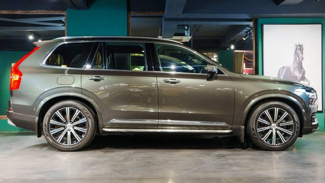 https://images10.gaadi.com/usedcar_image/4538332/original/695d0e82c915cdd4028f803078d87391.jpg?imwidth=6401