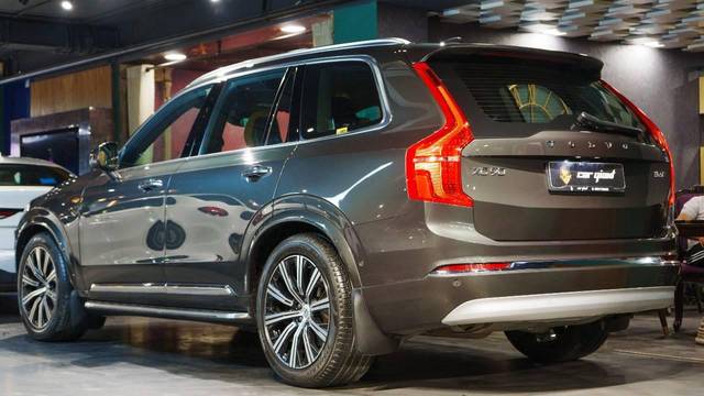 https://images10.gaadi.com/usedcar_image/4538332/original/processed_584a969ddfad2bd0462f2b0bce9eb274.jpg?imwidth=6402