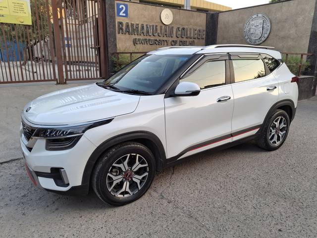 https://images10.gaadi.com/usedcar_image/4538380/original/321422c0a4cba4ca4290c9e496bbcdea.JPG?imwidth=6400