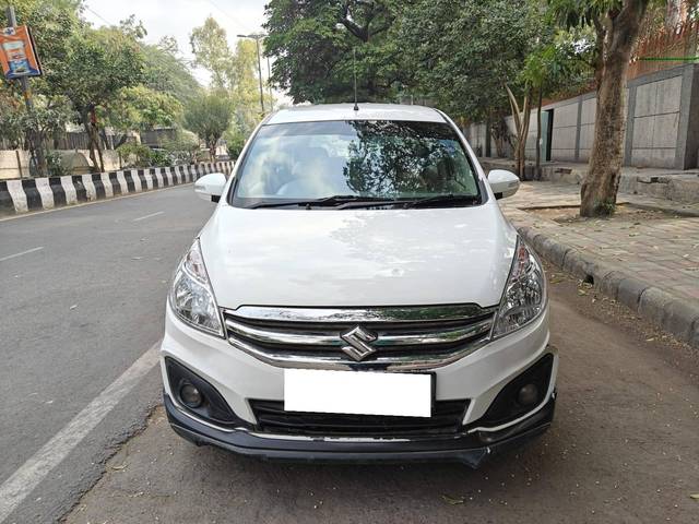 https://images10.gaadi.com/usedcar_image/4538381/original/processed_f21367a3bc33a3d81488ba0398553bd7.jpg?imwidth=6402