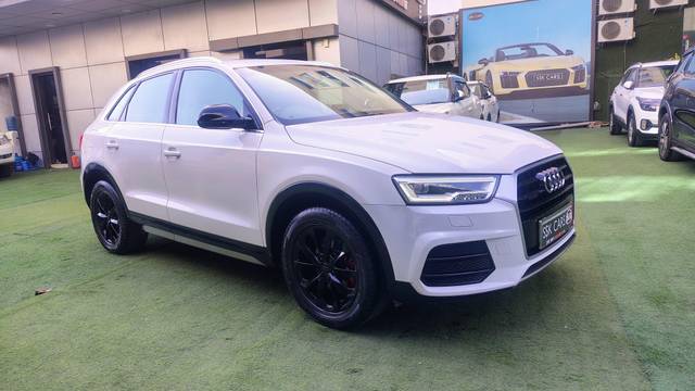 https://images10.gaadi.com/usedcar_image/4538387/original/processed_8af7735b7b607e64201b694101d358b8.jpg?imwidth=6400
