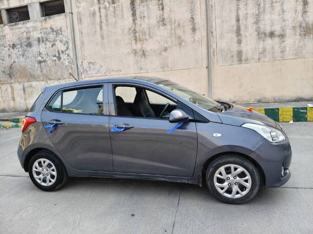 https://images10.gaadi.com/usedcar_image/4538399/original/dc6789e09eb125aa45820fb591692803.png?imwidth=6401
