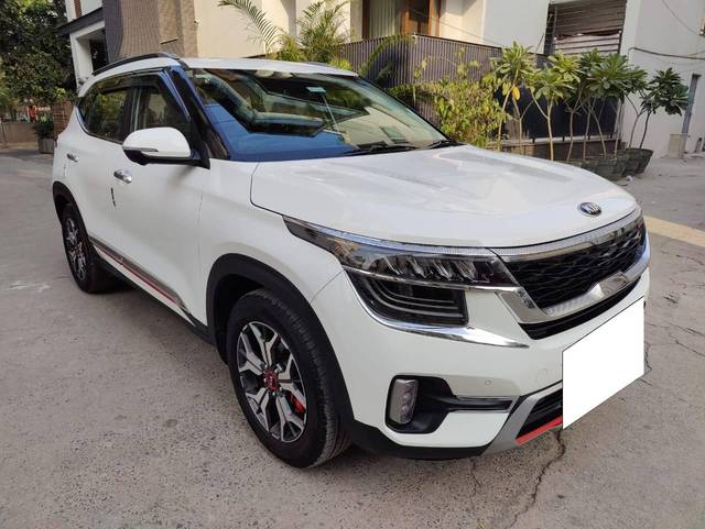 https://images10.gaadi.com/usedcar_image/4538422/original/processed_da2a97fa70fff5330f39678db4b23c19.jpg?imwidth=6400