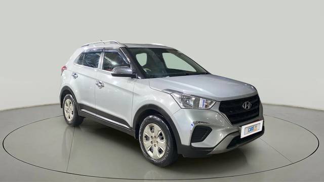 https://images10.gaadi.com/usedcar_image/4538423/original/c8f630cf4883553e71c5287eab9ae95a.jpg?imwidth=6400