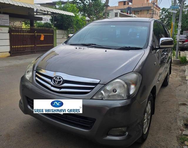 https://images10.gaadi.com/usedcar_image/4538425/original/processed_a0eda2ea78308e8d281691744c21a8aa.jpg?imwidth=6402