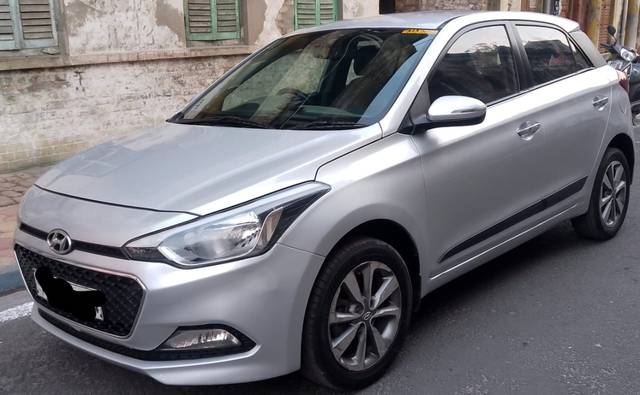 https://images10.gaadi.com/usedcar_image/4538474/original/04d512f96104a8c4bf81a5aebce67457.jpg?imwidth=6400