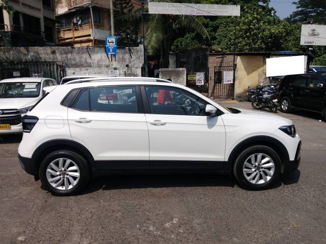 https://images10.gaadi.com/usedcar_image/4538475/original/processed_d75549fcaae4e6d678eb052a6b50dad7.jpg?imwidth=6401