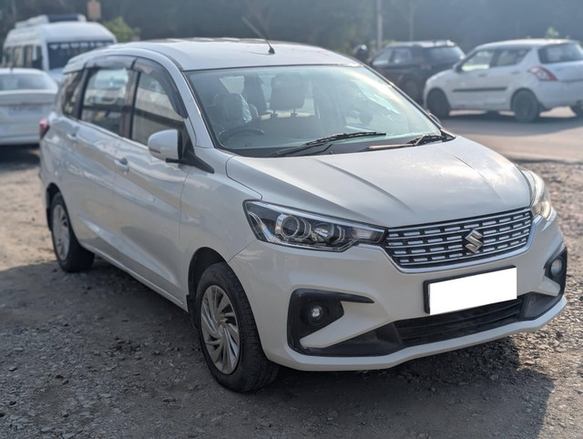 https://images10.gaadi.com/usedcar_image/4538532/original/processed_06041b8f-cc1d-4cf2-947b-cc846c29fa03.jpg?imwidth=6400