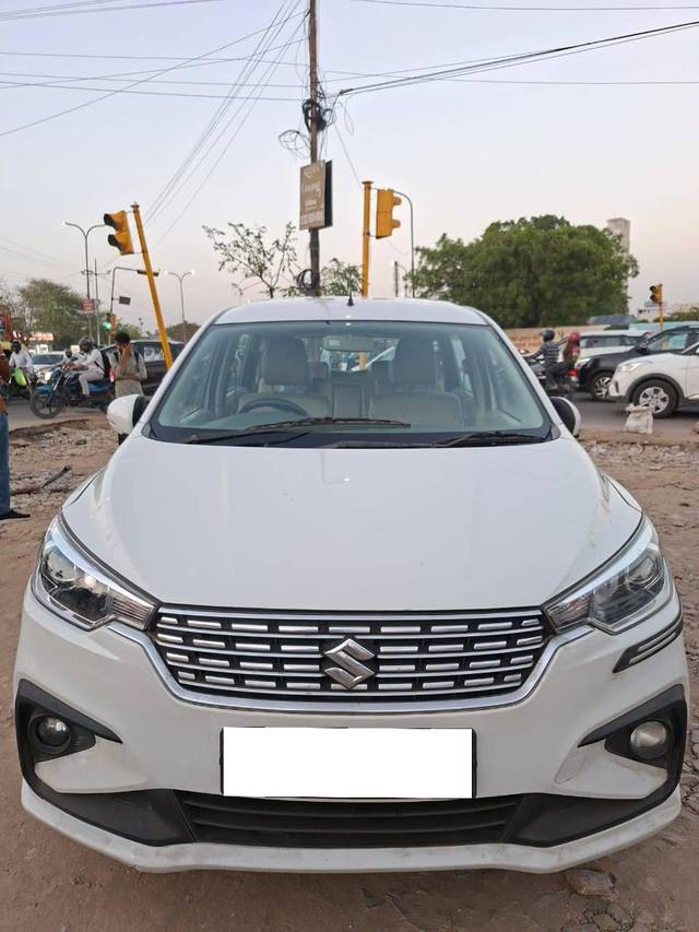https://images10.gaadi.com/usedcar_image/4538532/original/processed_942183907dfa69672d932c97c2dd9a96.jpg?imwidth=6400