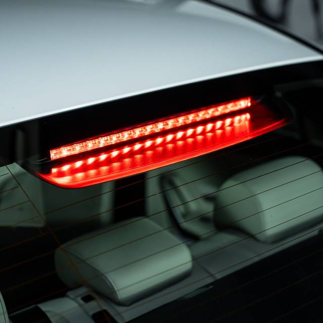 https://images10.gaadi.com/usedcar_image/4538538/original/546fc20ab59e72d33f33d12db368b9aa.jpg?imwidth=6401