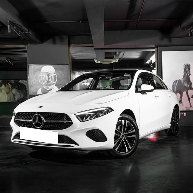 https://images10.gaadi.com/usedcar_image/4538538/original/processed_a1bed84ed65903a429fa0a7a5237b425.jpg?imwidth=6400